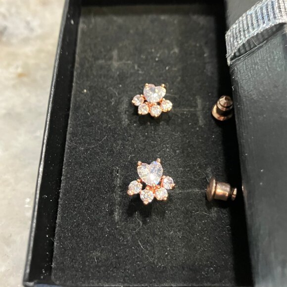 Dazzling "Paws" Earrings in Rose Gold Earrings NWOT - Picture 2 of 2